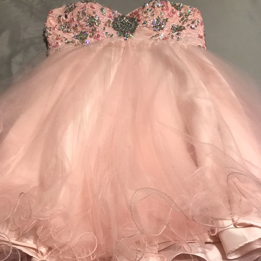 Pink homecoming dress - Picture 4 of 8